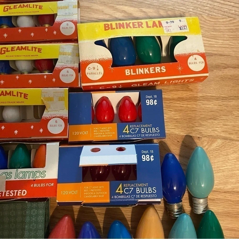 Vintage C 9 1/4 C 7 1/2 C7 Christmas Bulb Lot Flasher Cool Burning Wynne